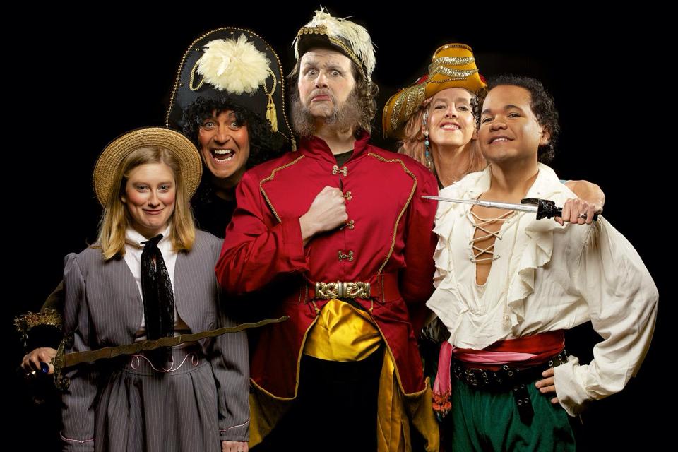 The Pirates of Penzance, 2013, Durham Savoyards Ltd.
Mabel (Mary Elisabeth Hirsh), Pirate King (Jim Burnette), Major-General (Stuart Albert),
Ruth (Elizabeth Artemis Clark), Frederic (Kenny Cruz) Mabel, Pirate King, Major-General, Ruth, Frederic